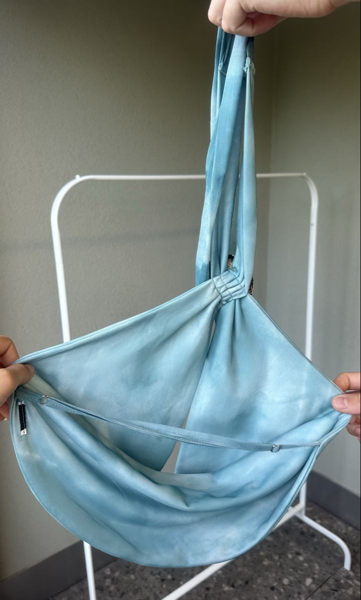 Tops: Sehr schönes , blaues Top – D'occasion à Volketswil par hal_65hj 1