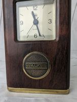 Alte Werbeuhr Walker aus Holz mit Wecker