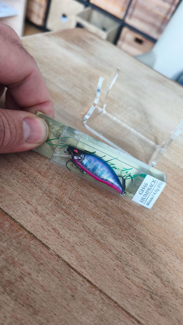 Megabass Esche: Megabass GH46 Humpback – Nuovo e nell'imballaggio originale da Sarnen venduto da sebalant 2