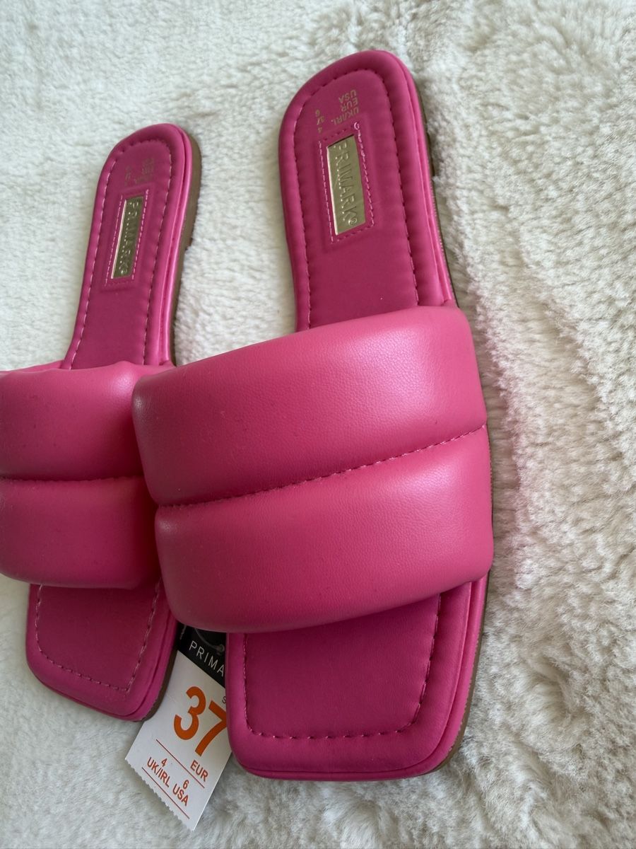 Primark Damenschuhe: Pink Sandals – Neu und originalverpackt aus Lausanne von naa_f7gg 4