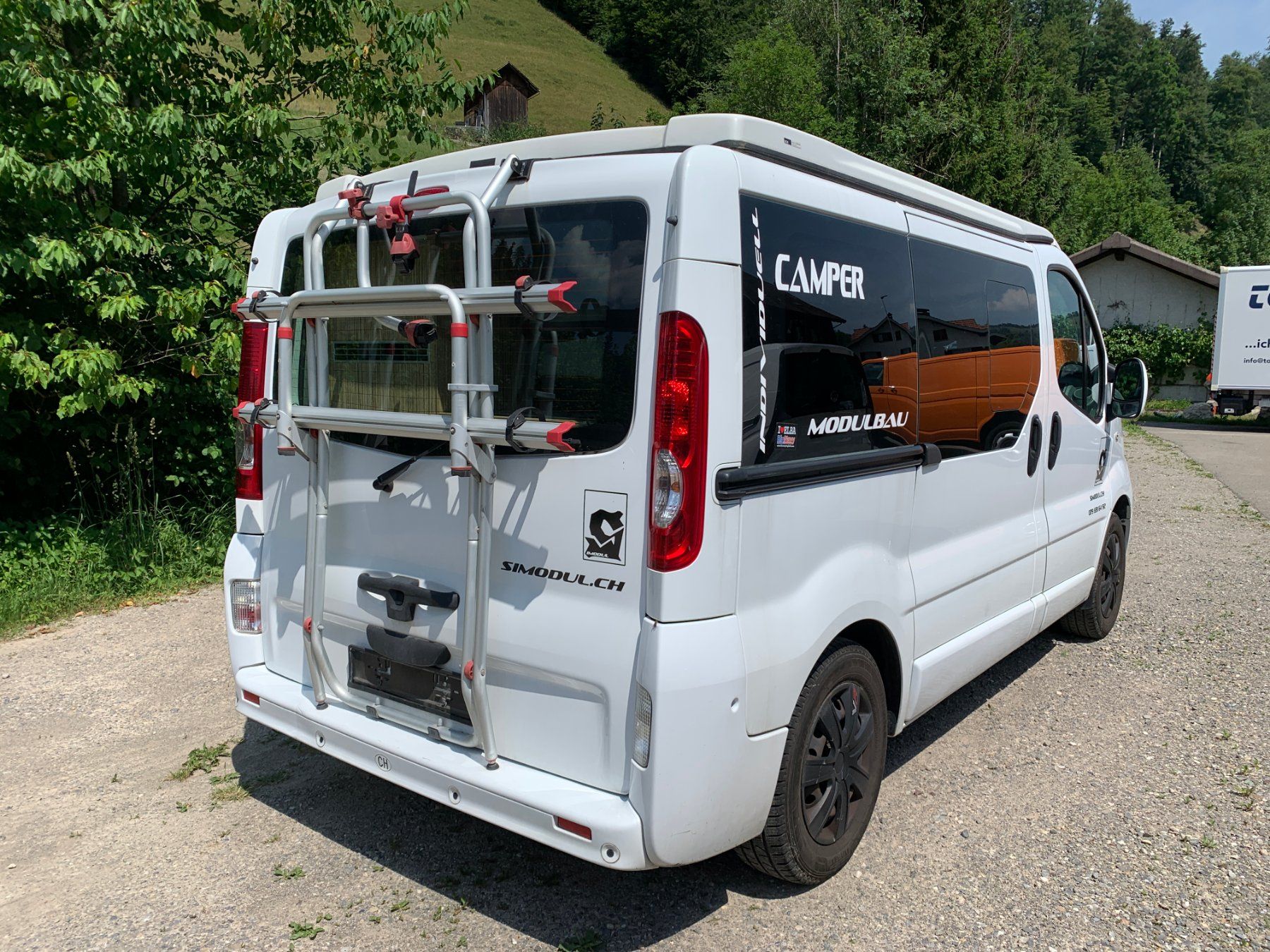 Renault Veicoli da campeggio: Renault Trafic 2.5dci Automat 7 Plätzer oder Camper MFK12.24 – Usato da Fischenthal venduto da inf_k2jf 2