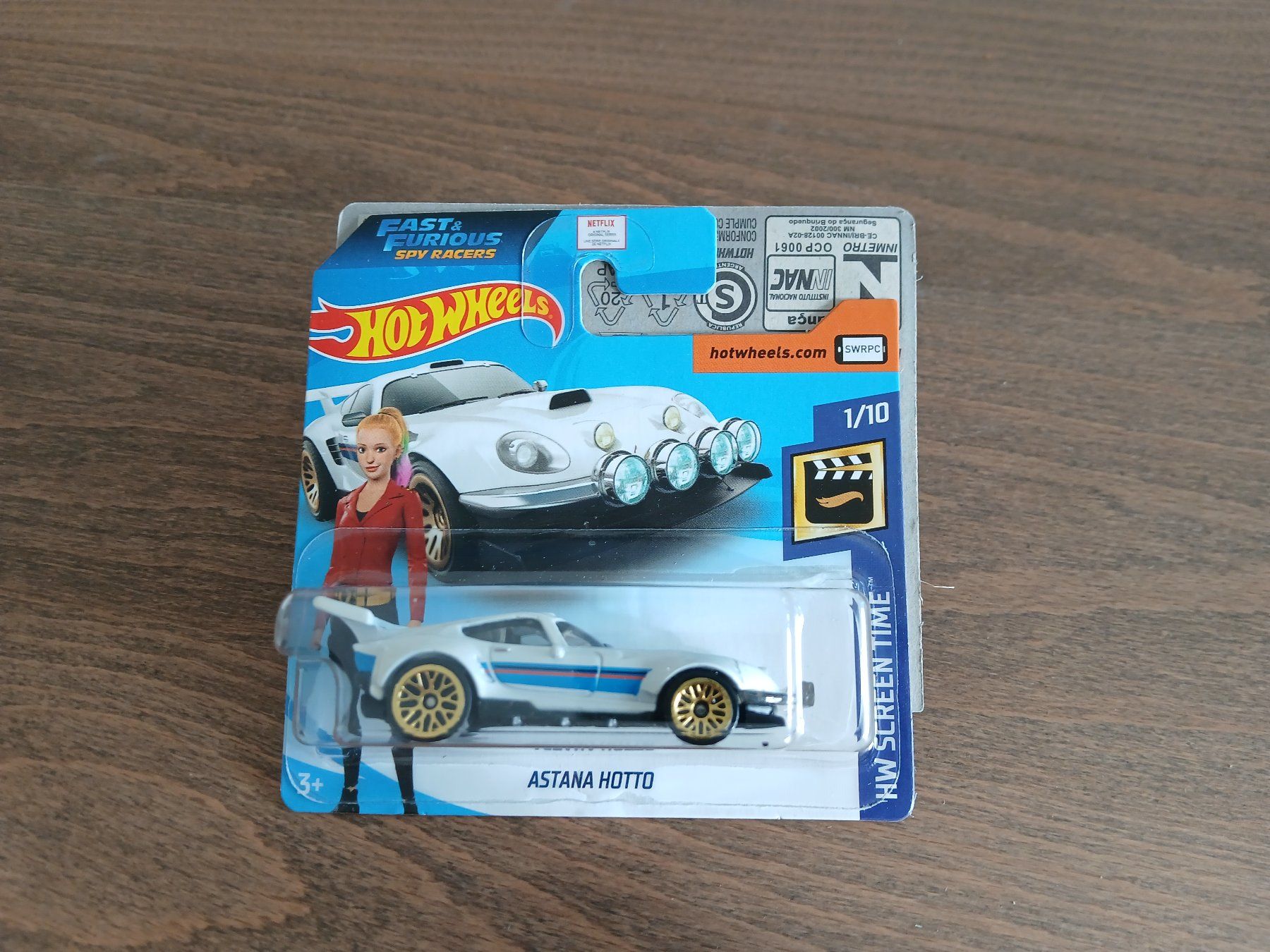 Hot Wheels Modellini d'auto: Astana Hotto – Nuovo e nell'imballaggio originale da Wiedlisbach venduto da Pontiacman93