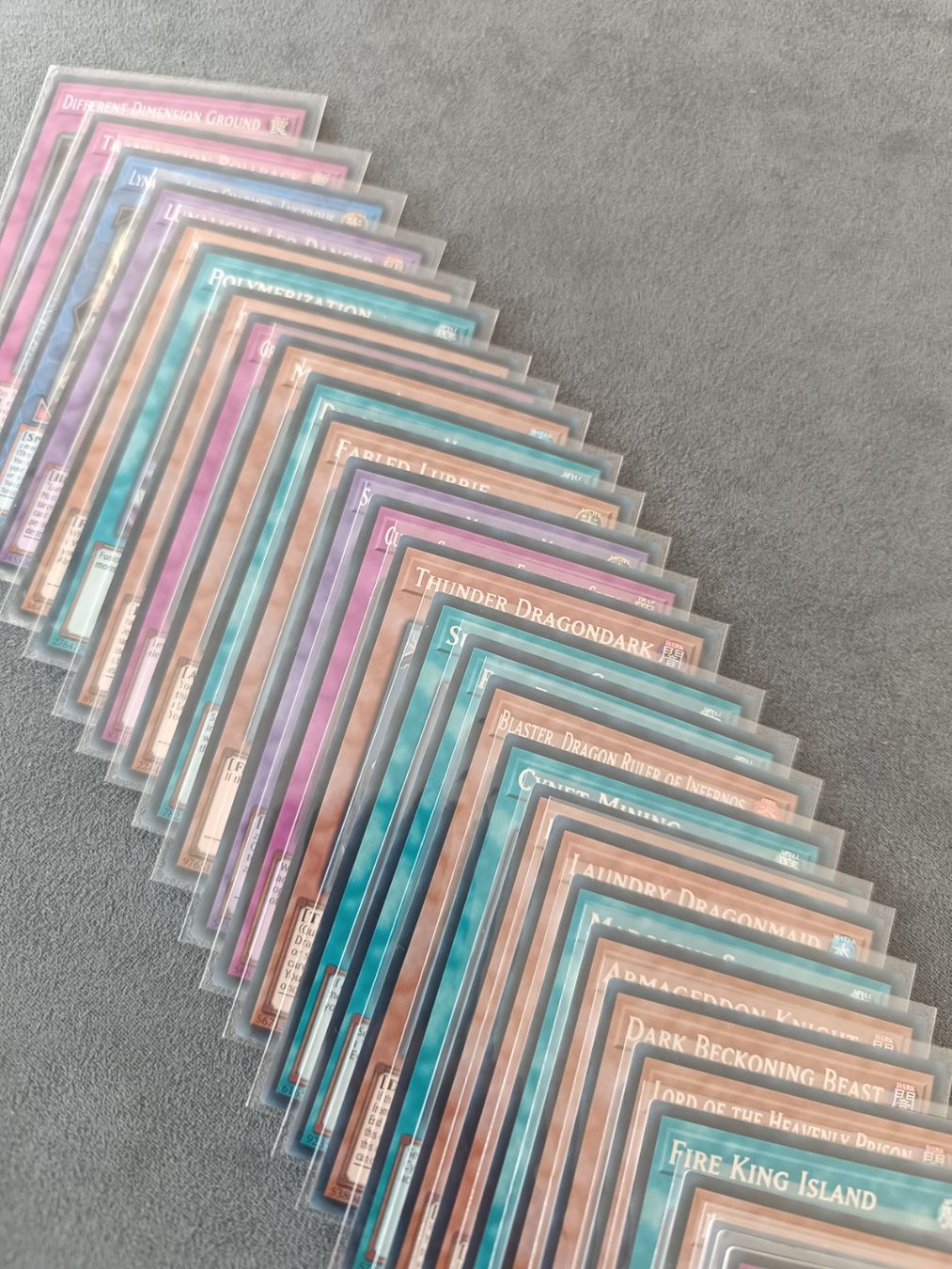 Yugioh Carte collezionabili: 32x Secret Rare Bundle RA01 RA03 RA04 – Nuovo (secondo la descrizione) da Grenchen venduto da Ditzo 1