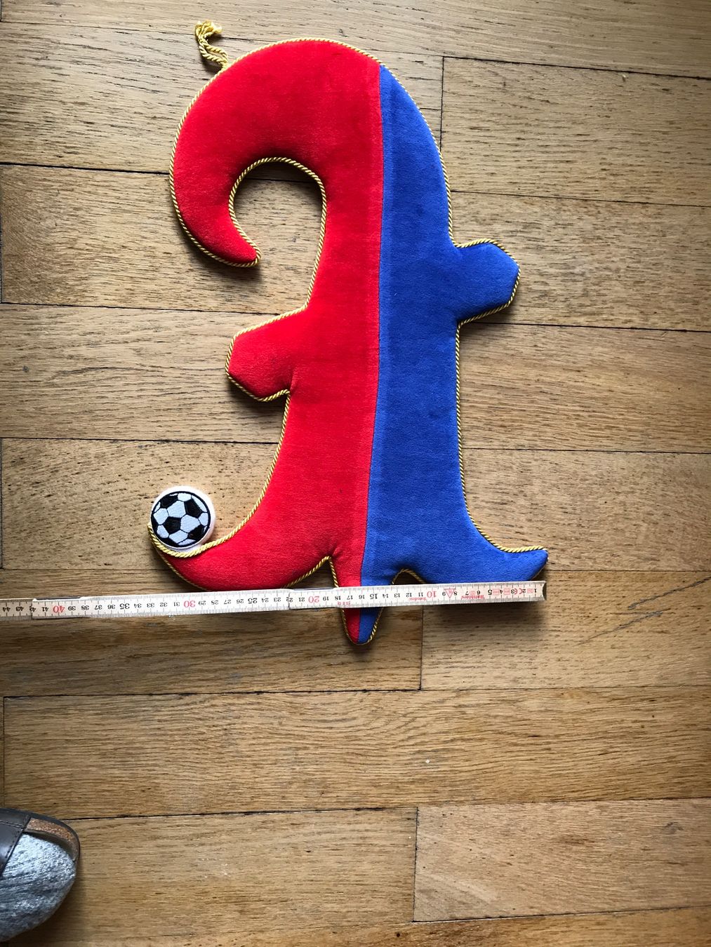 Tutte le decorazioni: Baselstab in FCB Farben – Nuovo (secondo la descrizione) da Basel venduto da Relaphe 1