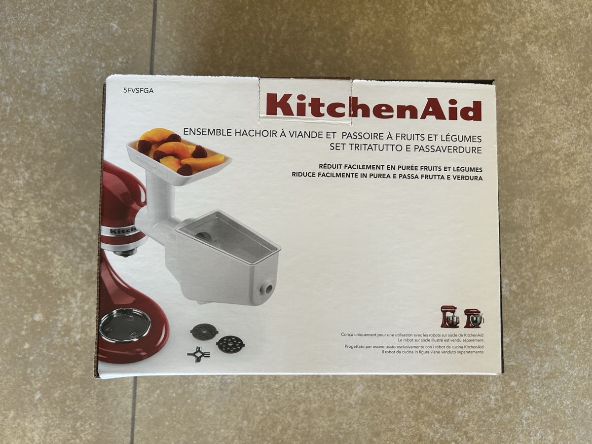 Kitchenaid Küchengeräte: KitchenAid Fleischwolf- und Pürieraufsatz – Neu und originalverpackt aus Langenthal von nic_p7qy
