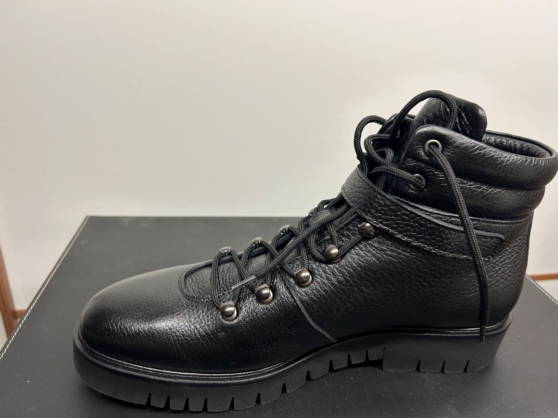 Herrenschuhe: Schuhe – Neu und originalverpackt aus Schindellegi von nat_xfx6 3