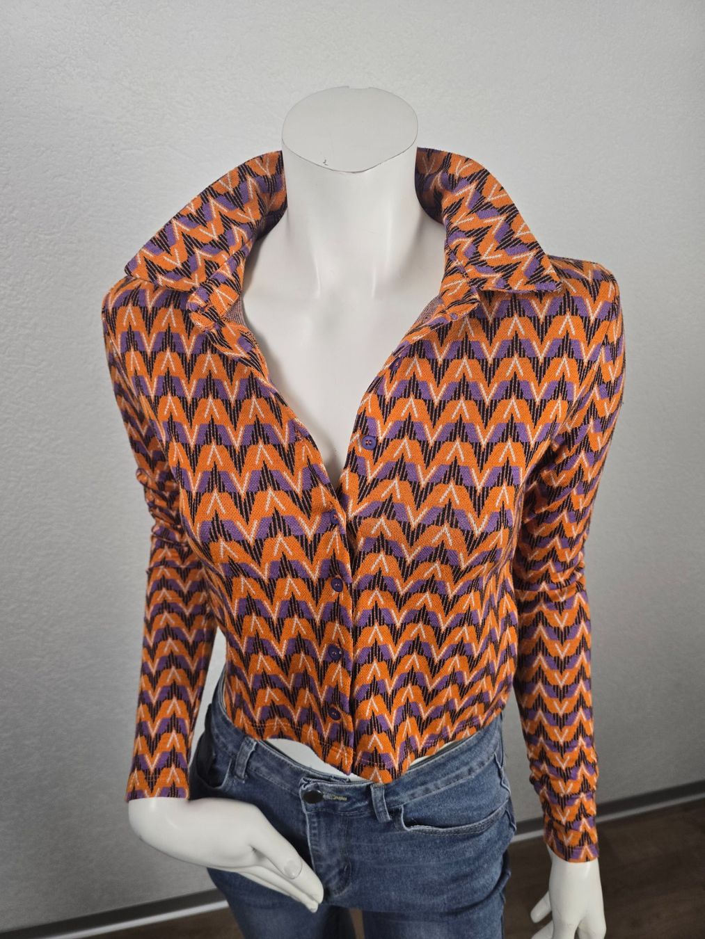 Stradivarius Tops: STRADIVARIUS Pull retro T-M – Gebraucht aus Les Verrières von kitel79