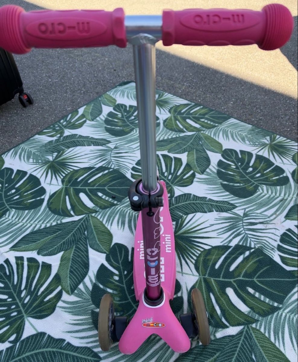 Micro Véhicules pour enfants: Mini Micro Scooter – D'occasion à Zürich par Bidon3011 1