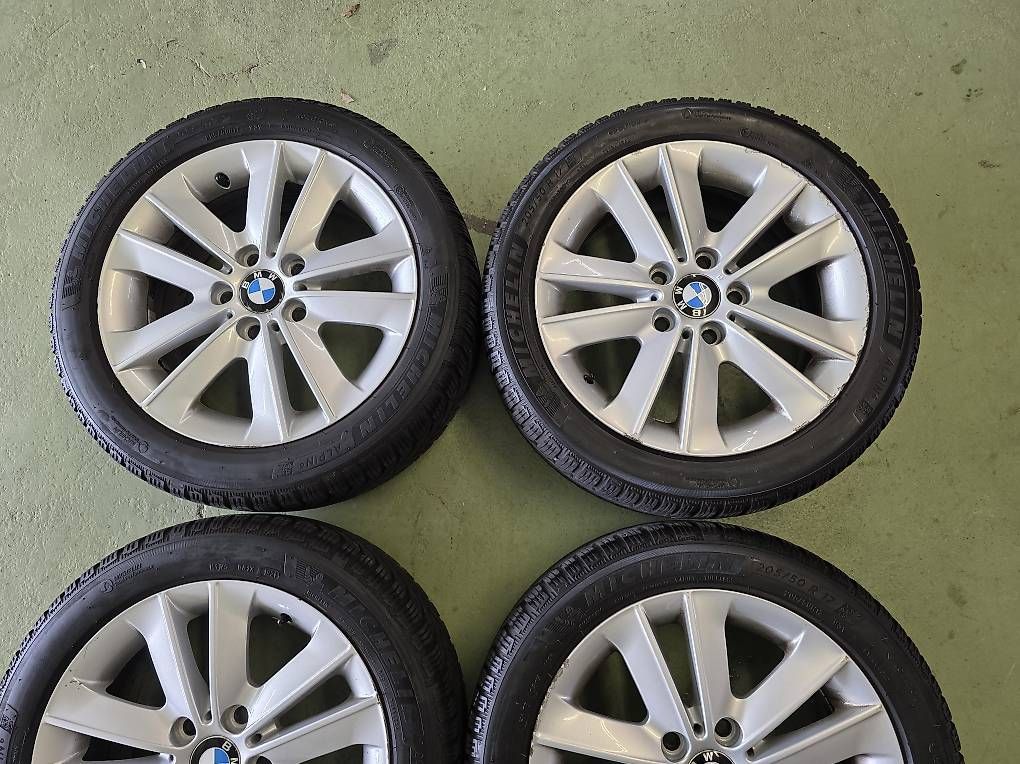 BMW Pneus & Roues: Winterräder Original BMW 1er  E81 E82 E87 E88 – D'occasion à Rümlang par AZAutozubehor 2