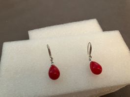 Modeschmuck Eleg. Ohrhänger mit roten künstlichen Perlen NEU