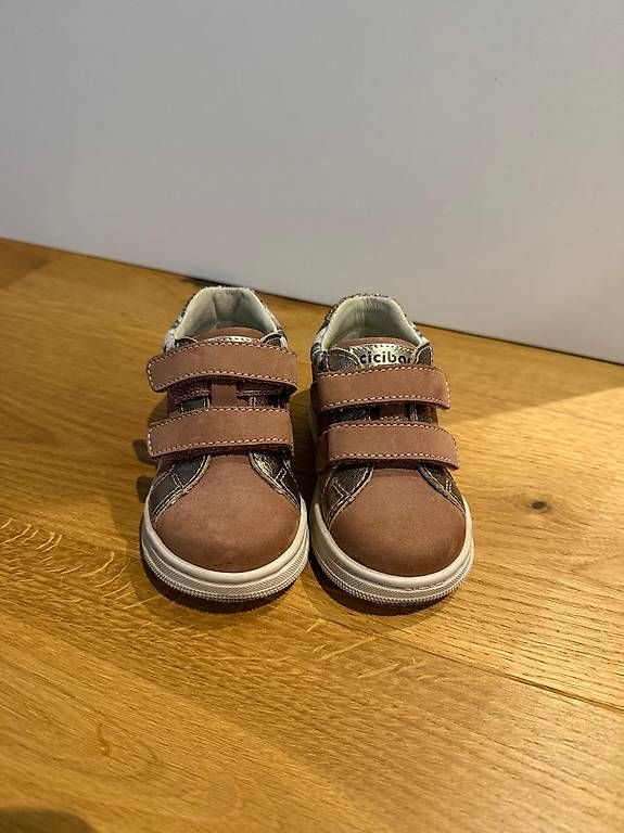 Schuhe für Jungen: Kinderschuh Grösse 21 – Gebraucht aus Adligenswil von jimbo89 1