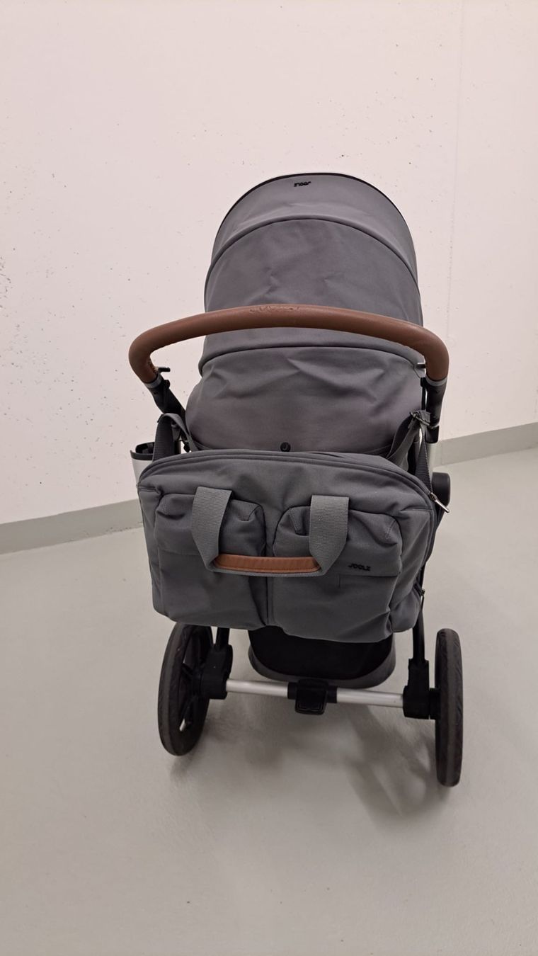 Joolz Carrozzine: Joolz  Kinderwagen, Grau – Usato da Zürich venduto da dylan1975 2