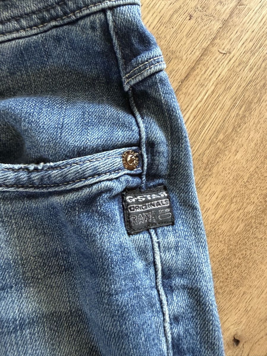 G-Star Jeans: G-Star Raw Jeans 30/36 – Usato da Mur (Vully) FR venduto da seaila 1