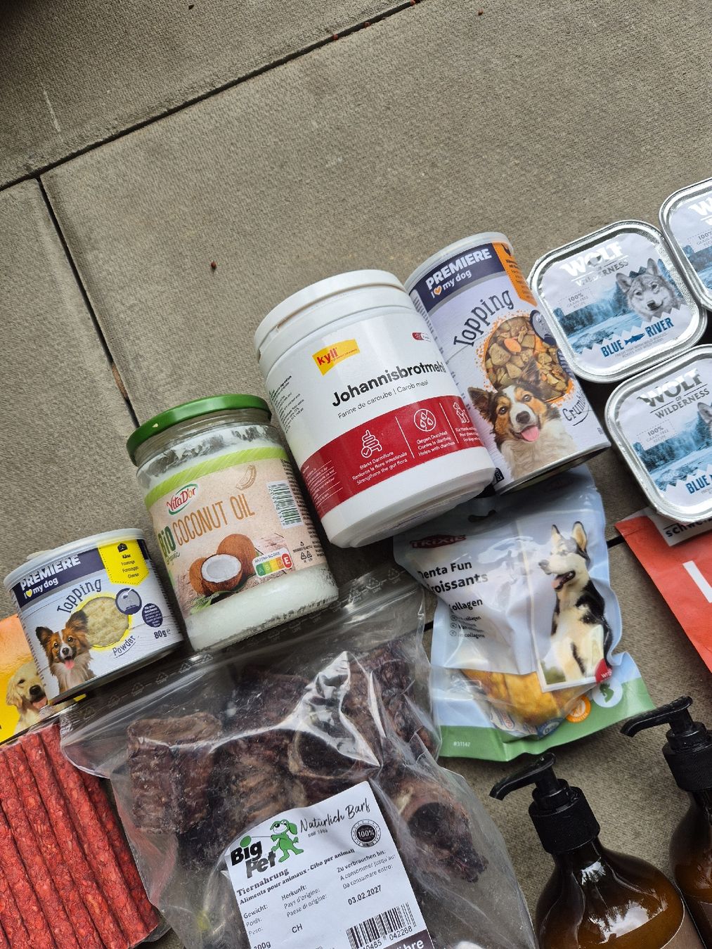 Futter: XXL Set Hundefutter / Snacks – Neu (gemäss Beschreibung) aus Dulliken von hya_7bpd 5