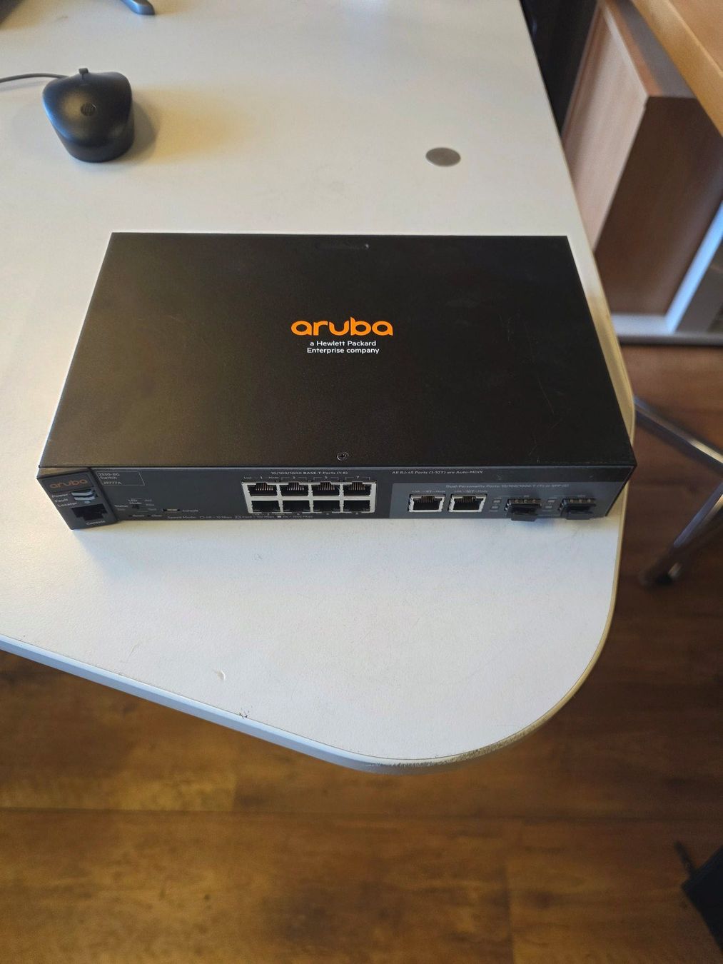PC: Aruba 2530-8G Switch – Usato da Glis venduto da Steffi1986 1