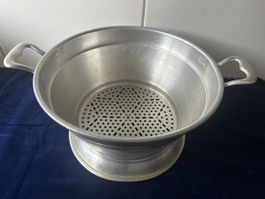 Altes Aluminium - Löcherbecken Abtropfbecken D. 24