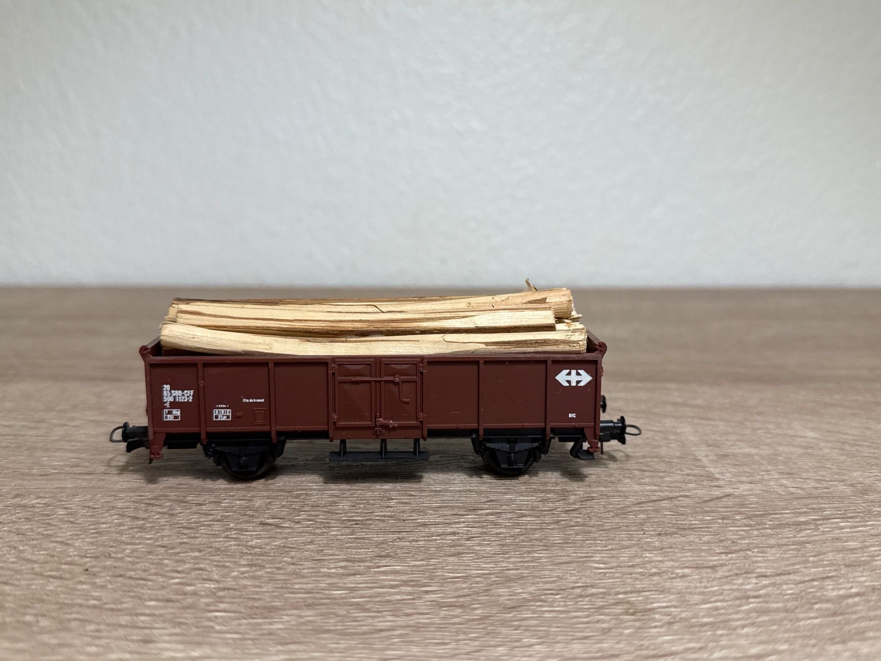 Lima Modellini di ferrovie: Lima Güterwagen SBB H0 (54) – Usato da St-Aubin-Sauges venduto da Lo_Go 1