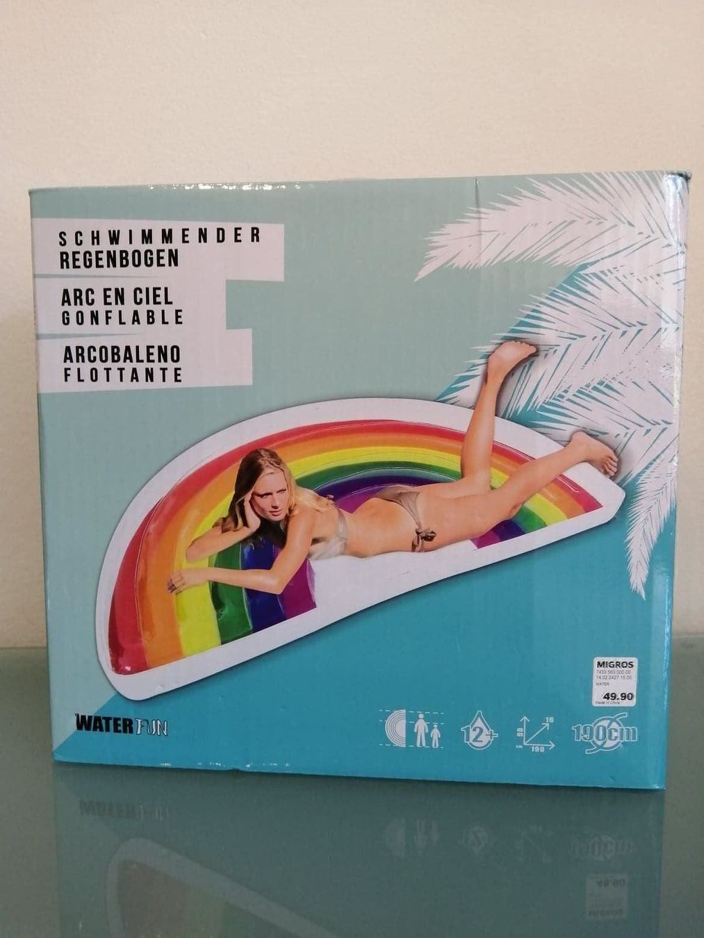 Piscine: Luftmatraze Schwimmender Regenbogen – Nuovo e nell'imballaggio originale da Bäch SZ venduto da Swissy46