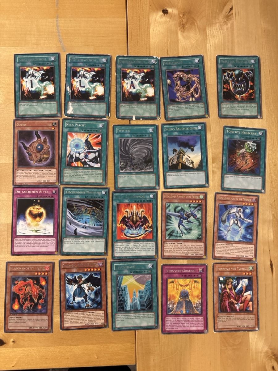 Yugioh Carte collezionabili: Yugioh Alte Rare Karten 20x – Usato da Speicherschwendi venduto da YugisKartenKammer