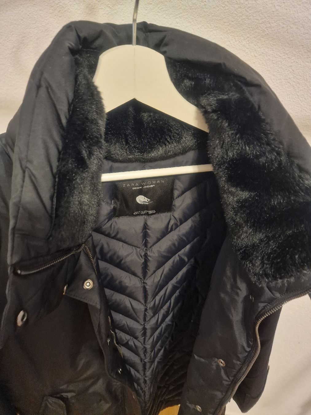 Zara Jacken: Zara down Jacke,grosse L – Gebraucht aus Jona von Bubi22 4