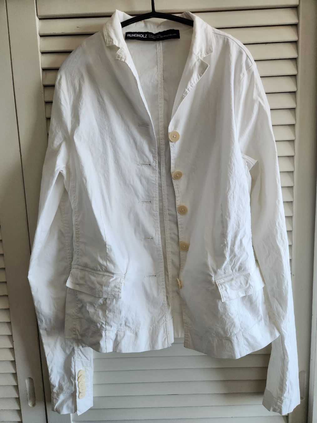 Rundholz Vestes: Rundholz veste blanche taille XS – D'occasion à Lausanne par man_rw9q 2