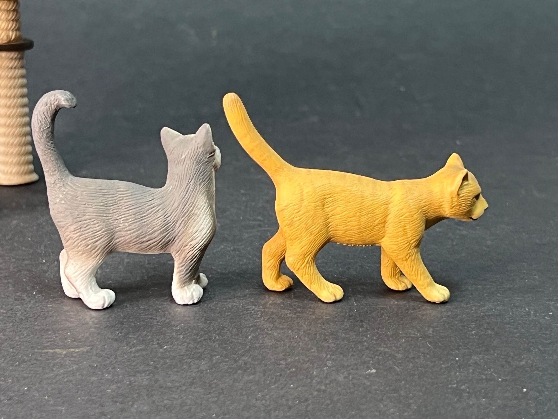 Schleich Statuette: 6 Schleich Katzen Katzenbaum Katze Tier – Usato da Ennetbaden venduto da mapa05 3
