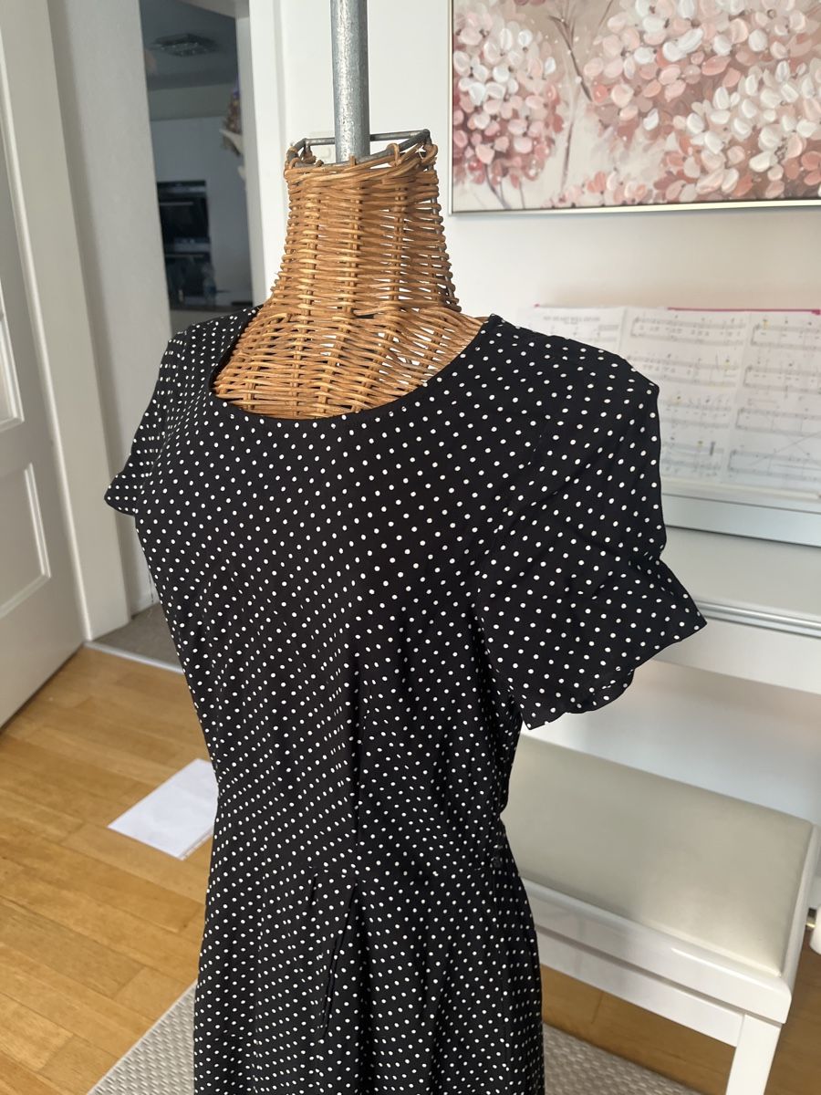 Only Vestiti: Pünktchenkleid von Only, 34 – Usato da Solothurn venduto da Bobesch08 2