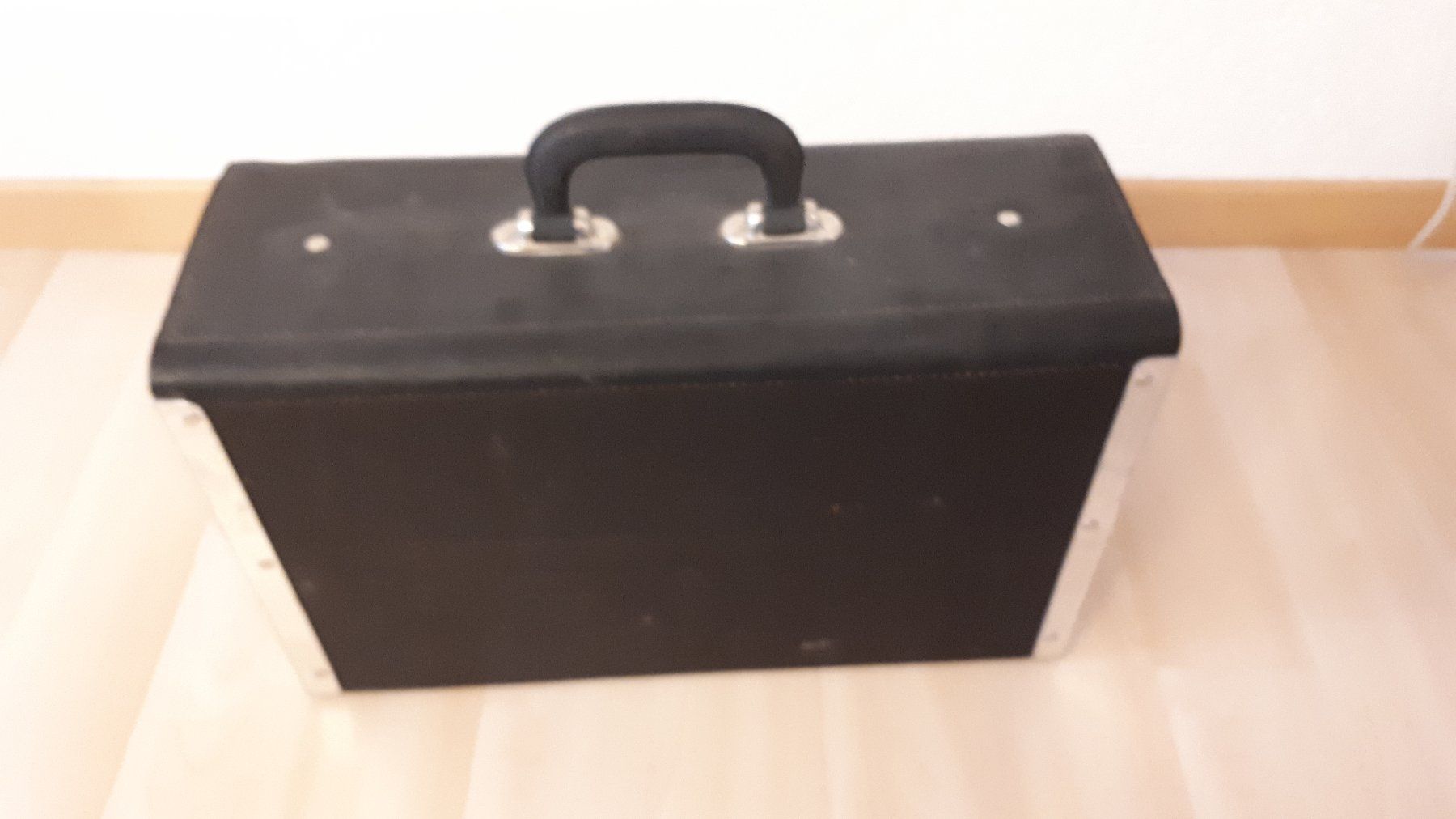 Valigie: DUX Werkzeugkoffer Lederkoffer – Nuovo (secondo la descrizione) da Madiswil venduto da 20gls 6