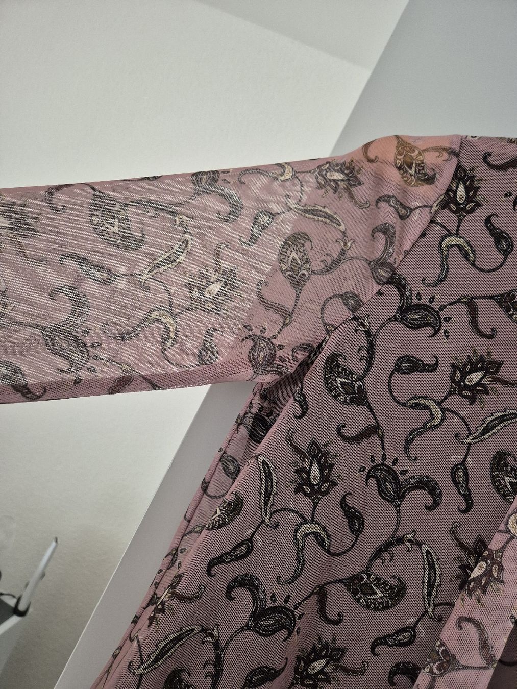 Robes: Kleid gemustert rosa Grösse XS  – Neuf (Voir description) à Zürich par mit_jz2x 2