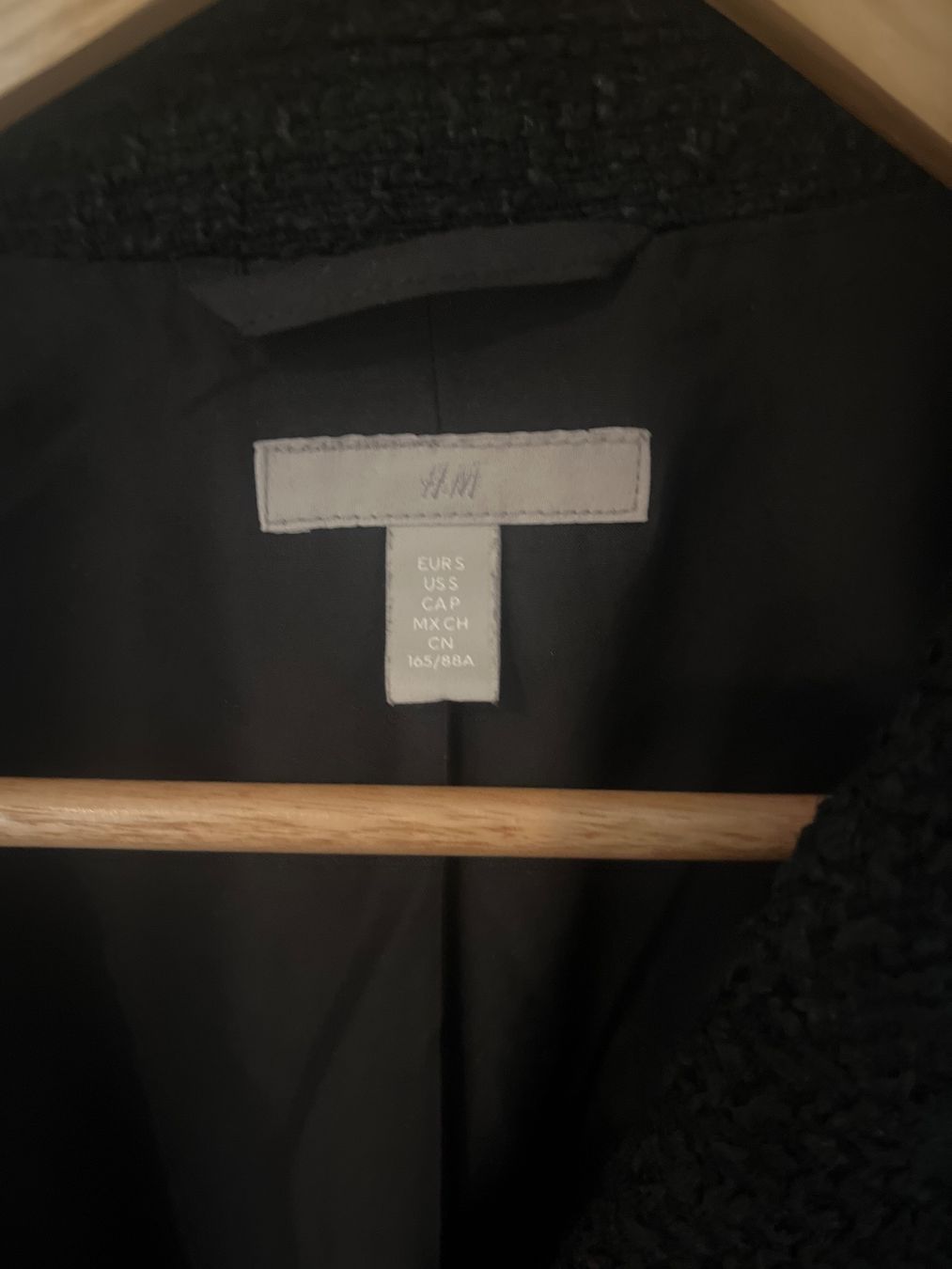 H&M Completi & Tailleur: Blazer schwarz Grösse 36 neuwertig – Usato da Zürich venduto da mhubi67 1