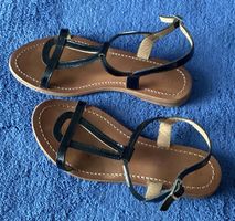 Sandales