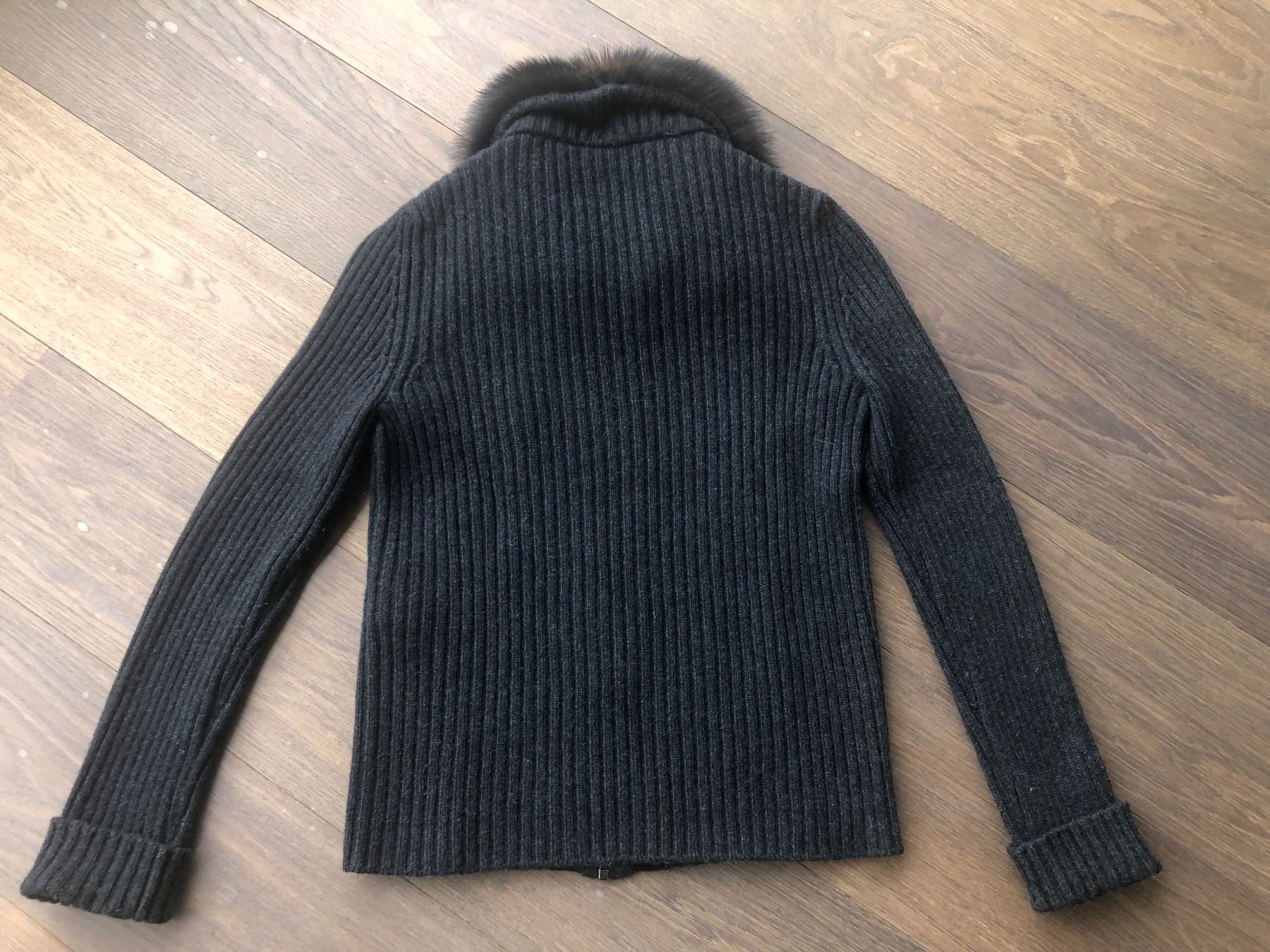 Prada Giacche: Prada Sweater-Jacket – Usato da Berneck venduto da nin_28db 2