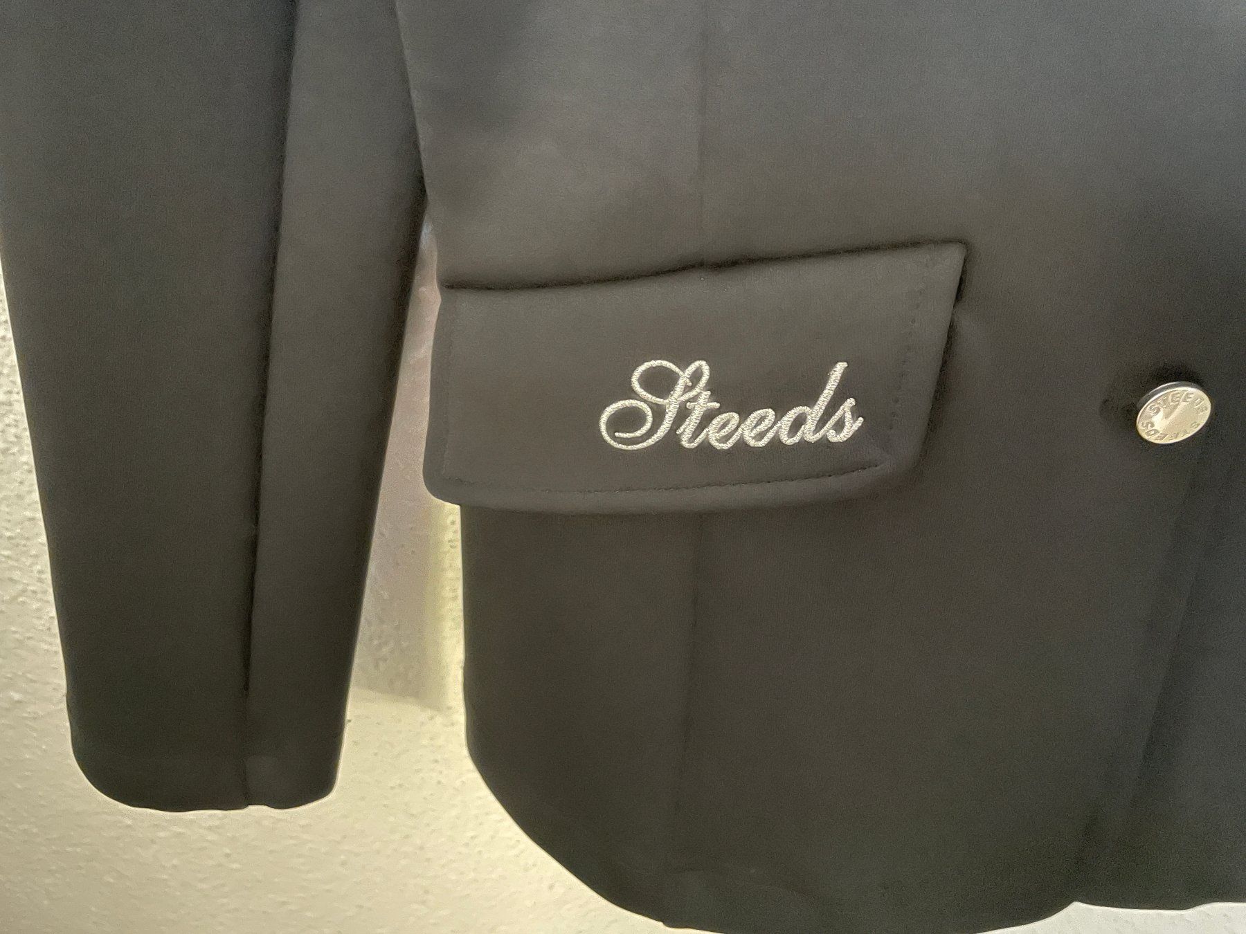 Giacche & Cappotti: Steeds Turnierjacke Kinder, Gr. 152, schwarz – Usato da Grüt (Gossau ZH) venduto da ecirtaeb56 2