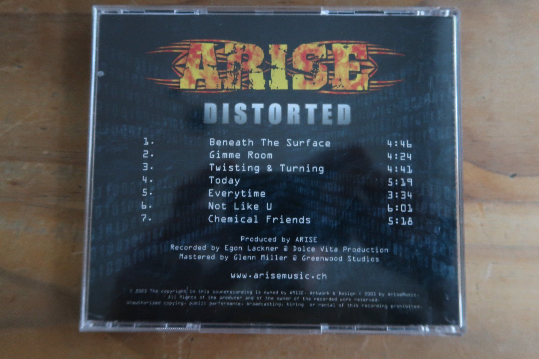 CD: ARISE - DISTORTED - SWISS METAL - CD – Usato da Basel venduto da Patiscat 1