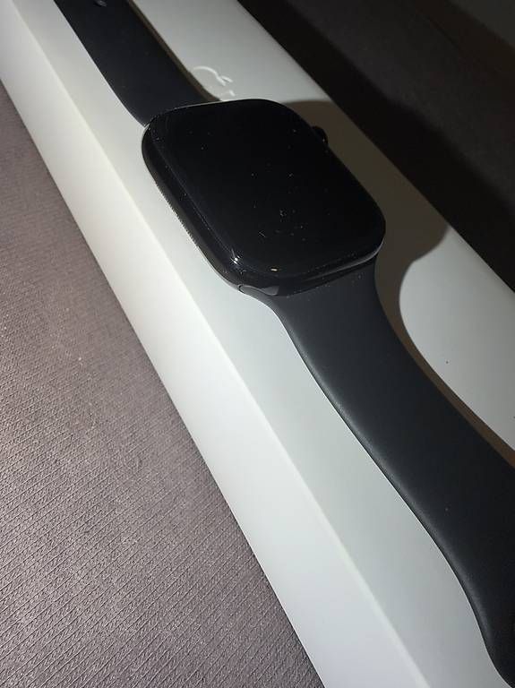 Apple Smartwatch: Apple Watch 10 GPS 46mm. – Usato da Scherzingen venduto da bil_lvn2 4