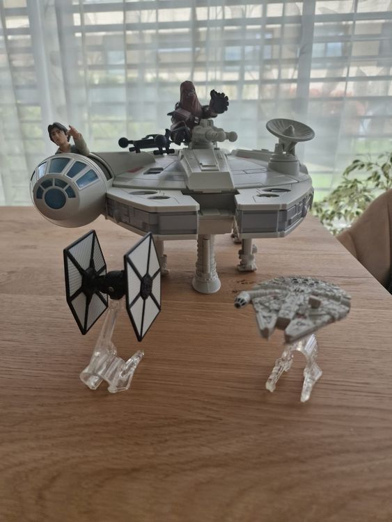 Jouet vaisseau le Faucon Millenium Star wars | Kaufen auf Ricardo