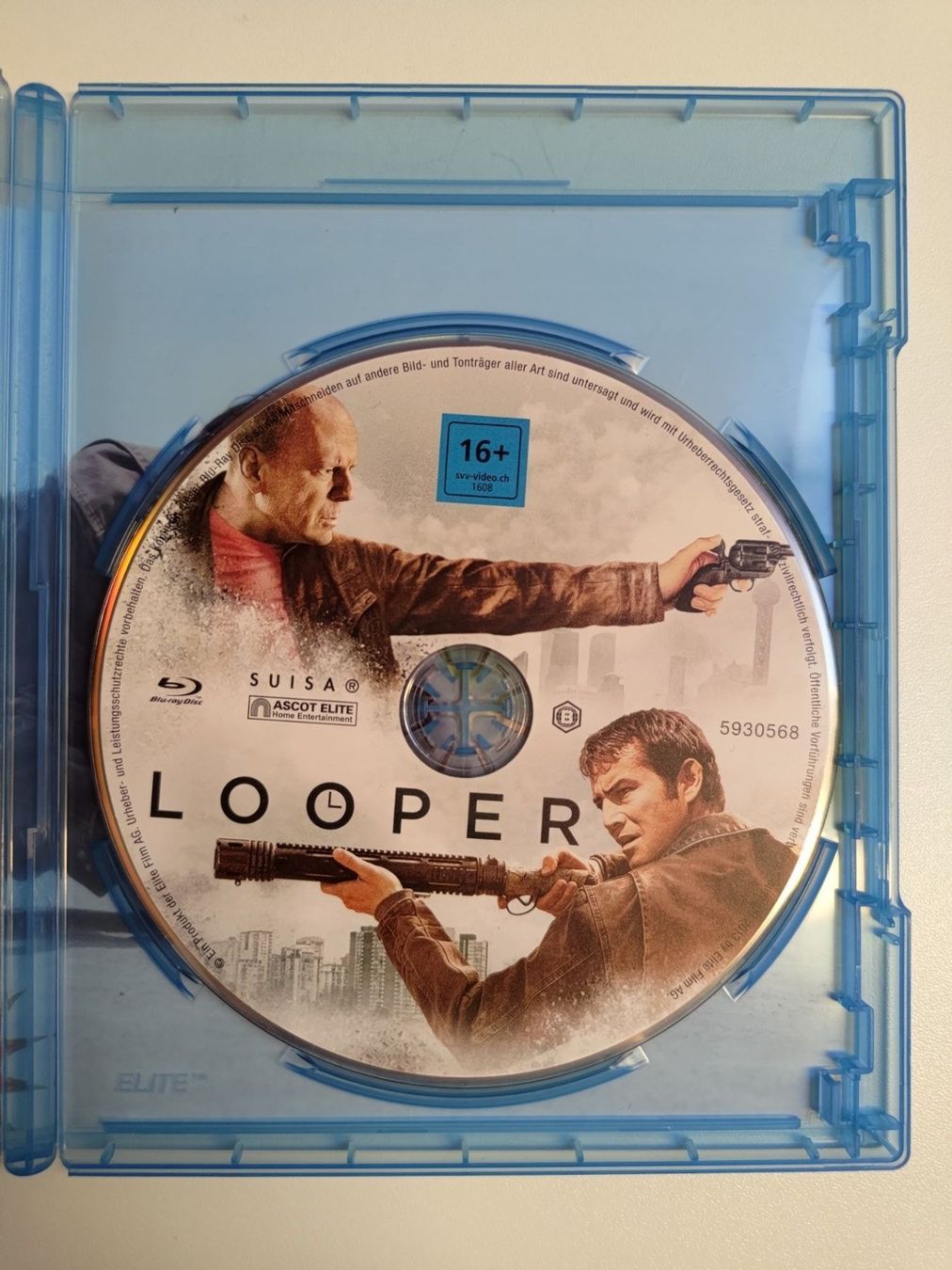 Tutti i DVDs: LOOPER – Usato da Liestal venduto da Kratzilla 1
