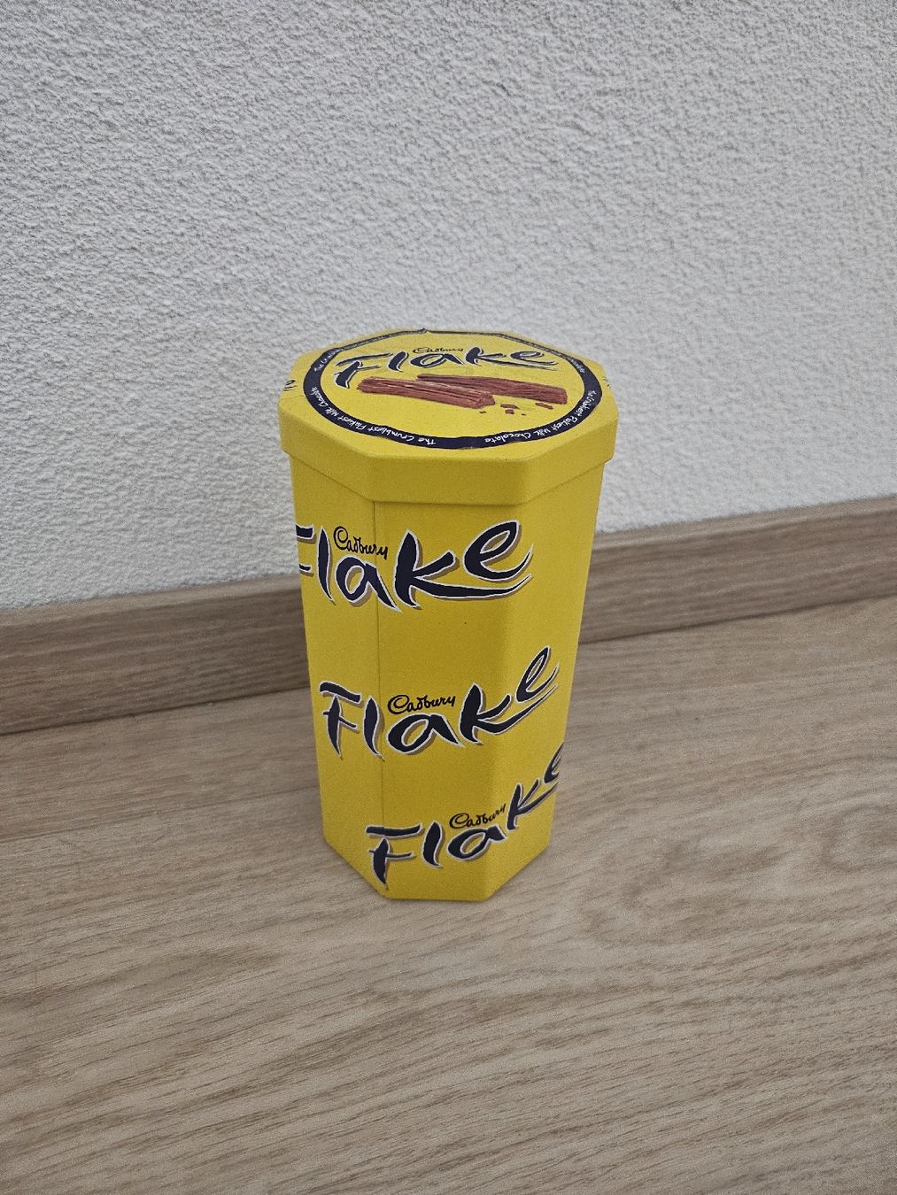 Barattoli: Boîte métallique Cadbury Flake – Usato da La Joux FR venduto da car_ck96 3
