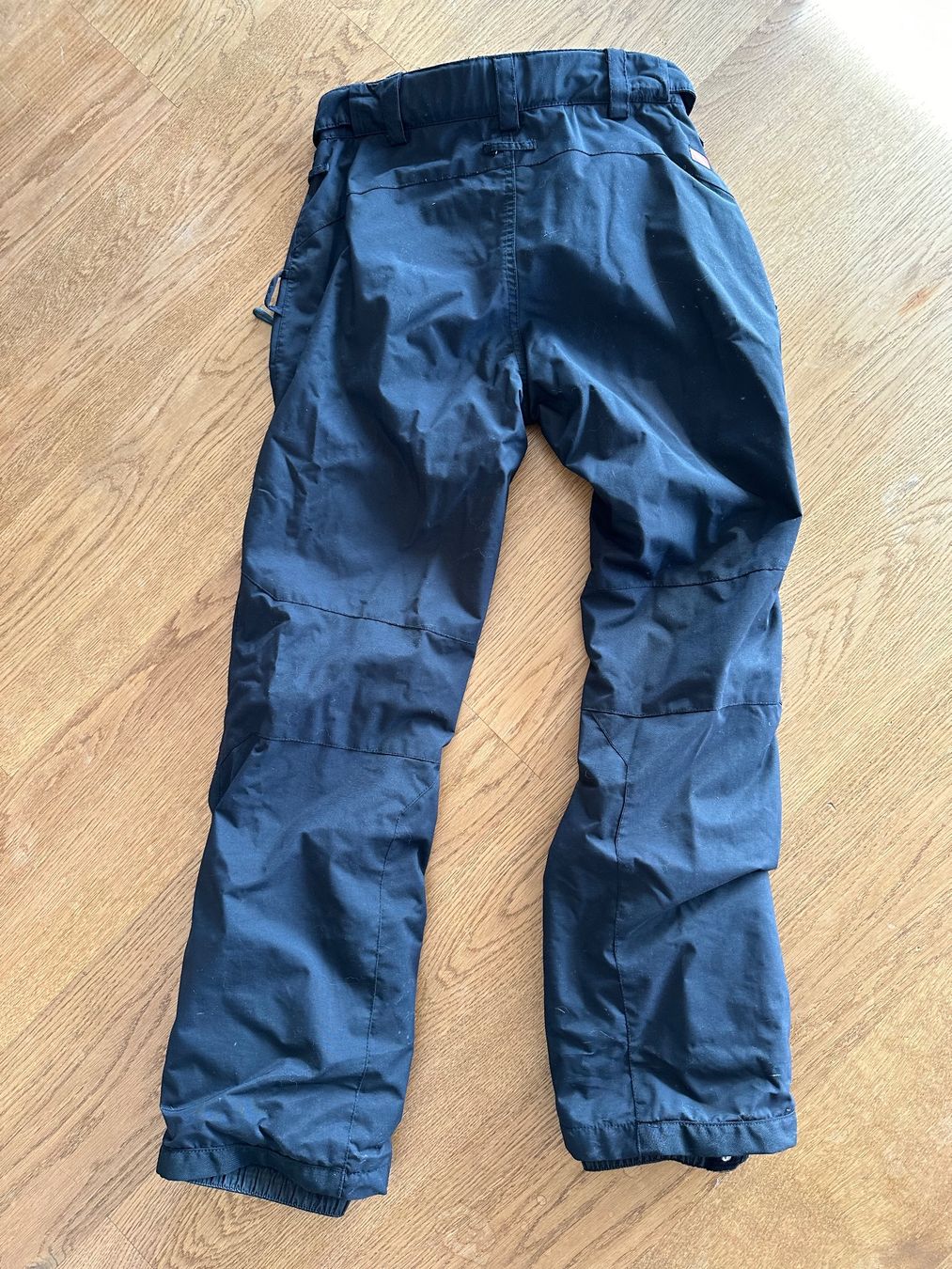 Pantaloni: Belowzero Skihose/Snowboardhose Damen Gr. S – Usato da Niederbüren venduto da Hudi_1974 1