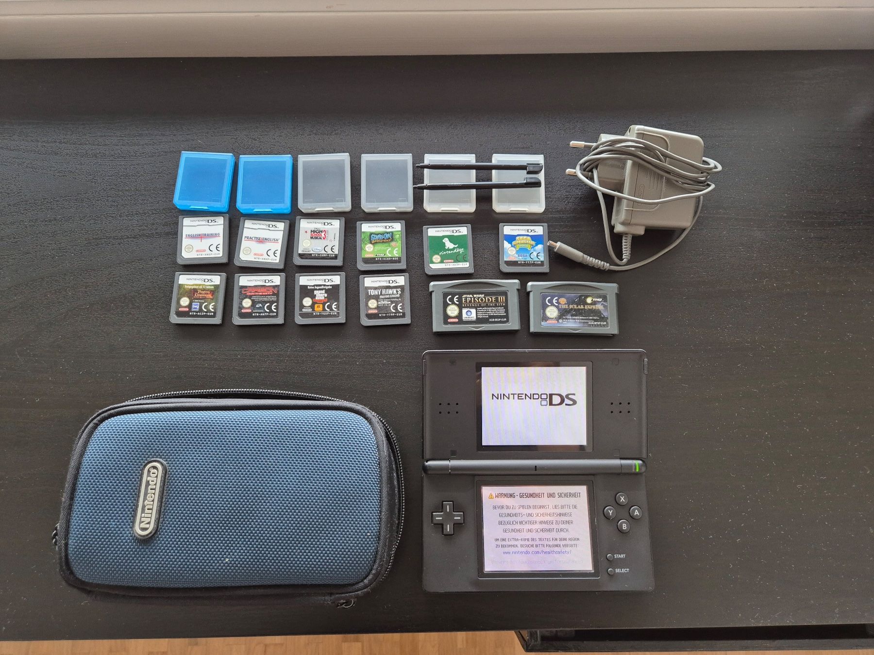 Nintendo Konsolen: Nitendo DS Lite (Schwarz) – Gebraucht aus  von