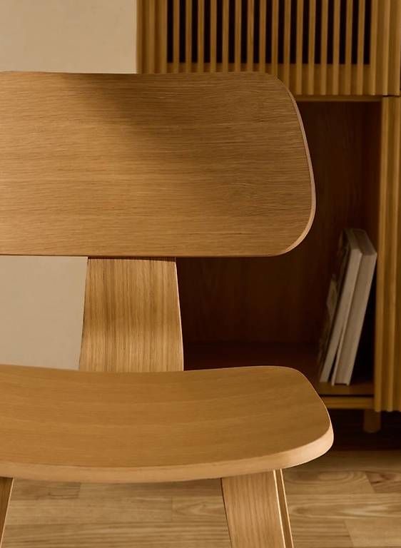 Chaises: Neue, noch verpackte Eichenstühle von Zen Zone 4 Stk – Neuf avec emballage d'origine à Zürich par mischni01