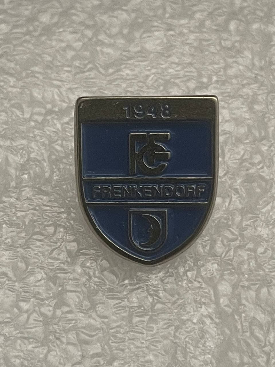 Plaquettes & Badges: 213. Pin - FC Frankendorf – D'occasion à Luzern par Irek 1