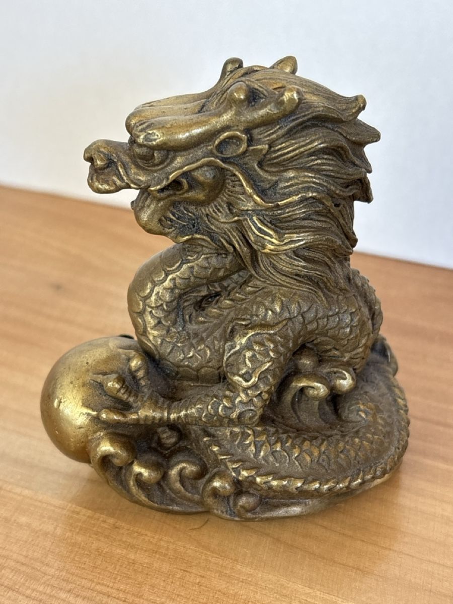 Tutte le decorazioni: Figur Drachen mit Kugel / Bronze oder Messing – Usato da Rümlang venduto da euqinom16 2