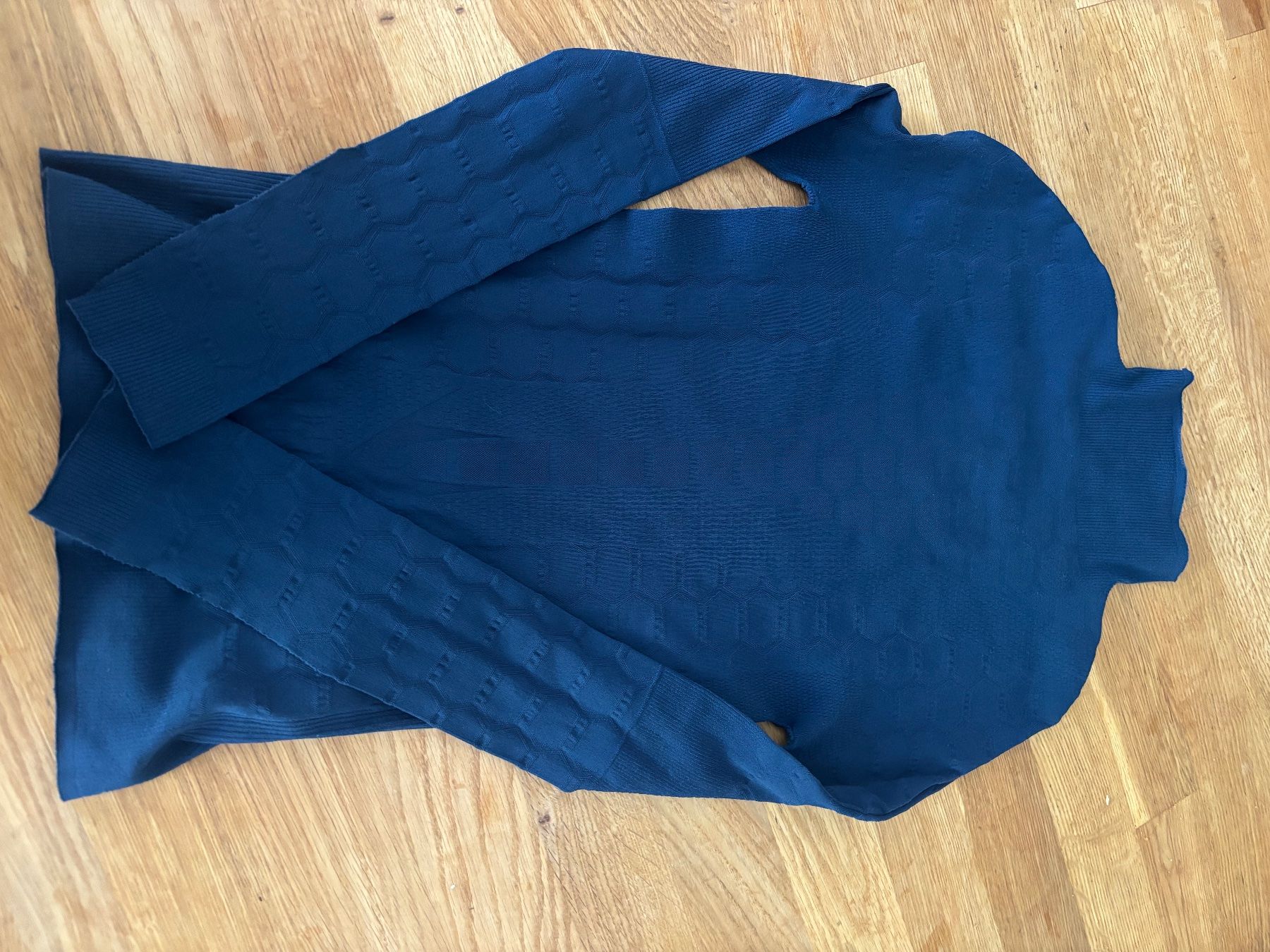 Sous-vêtements: Q36.5 base layer Herren thermo longsleeve gr S/M – D'occasion à Geuensee par sonnetje