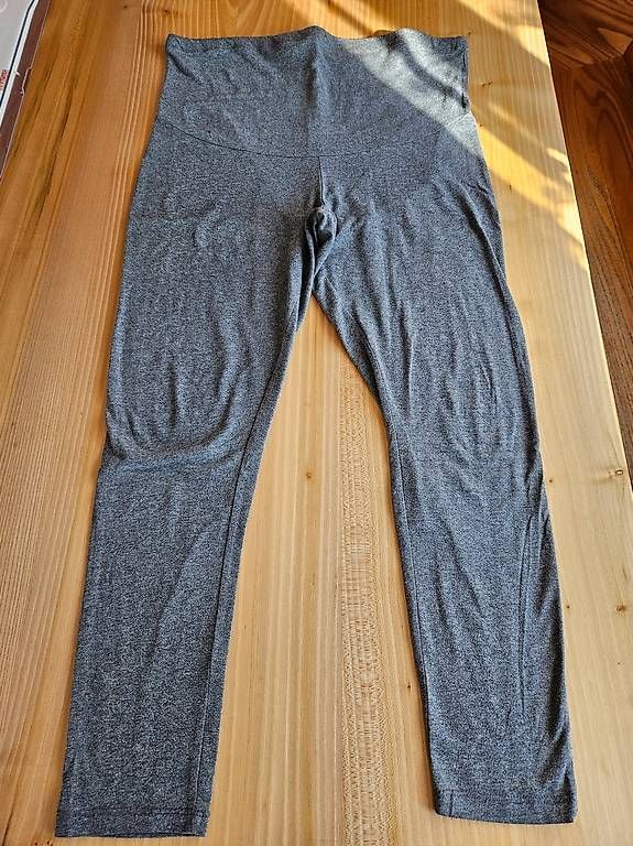 Leggings: Umstandslegings Grösse 38 – Gebraucht aus Niederhelfenschwil von Marti__ 1