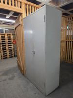 Metallschrank massiv, Marke Kampoda