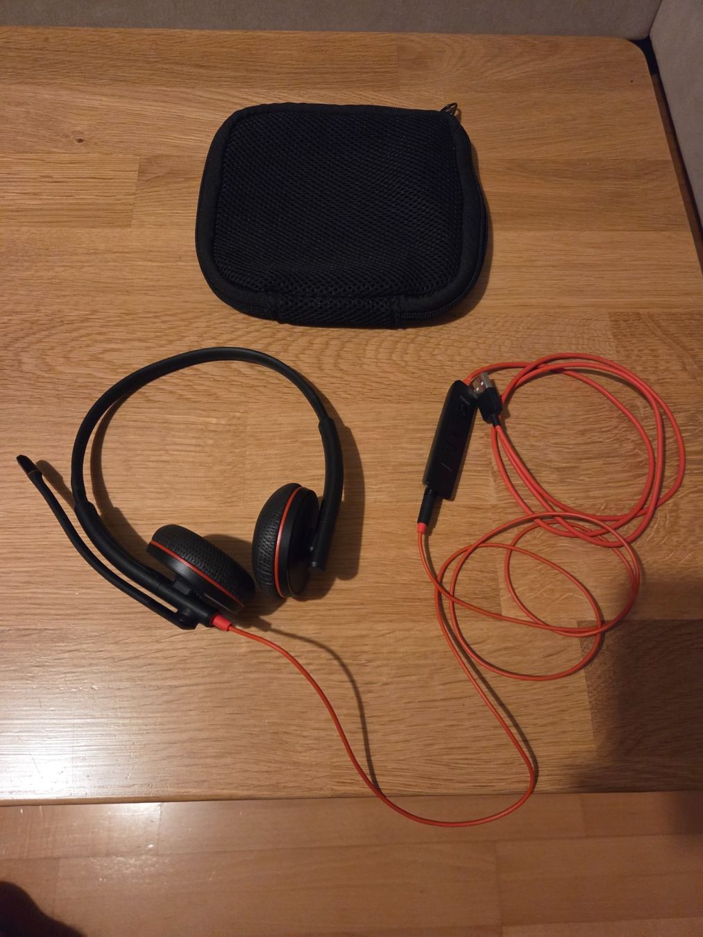 Plantronics Casques audio: HP plantronics poly blackwire 3200 - headphone – D'occasion à Wallisellen par SwissTreeDee