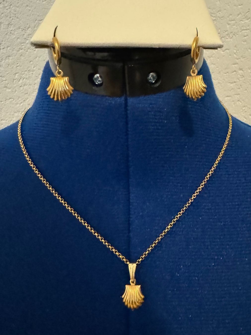 Altri gioielli: Kette und Ohrringe mit Jakobsmuschel – Nuovo (secondo la descrizione) da Dübendorf venduto da Sonibell