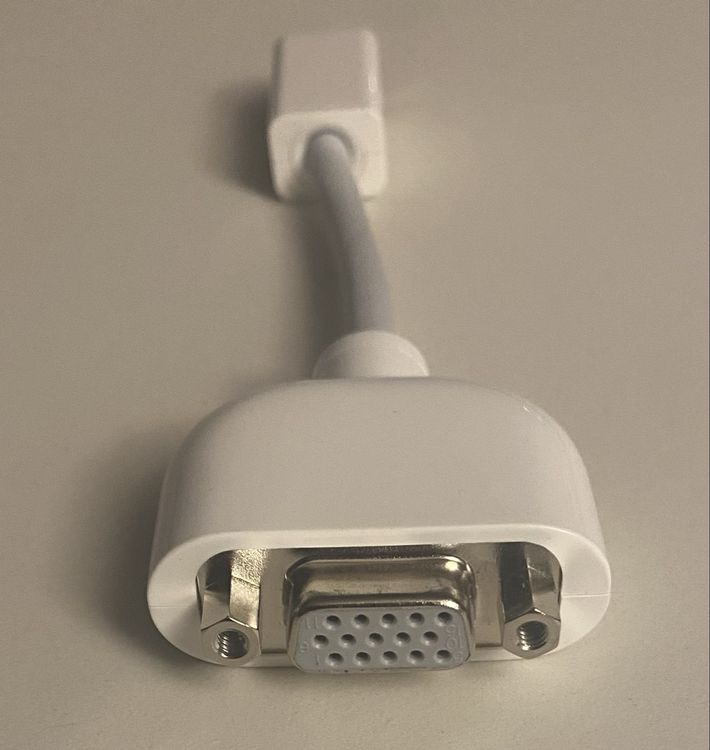 Apple Lecteurs & Adaptateurs: Adaptateur Mini DisplayPort vers VGA Apple - Parfait État – D'occasion à Prez-vers-Noréaz par Onicolet11 2