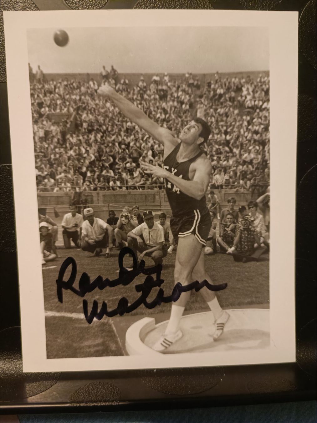 Autografi: Randy Matson - Olympia Gold 1968 & Silber 1964 – Usato da Menziken venduto da Artographs